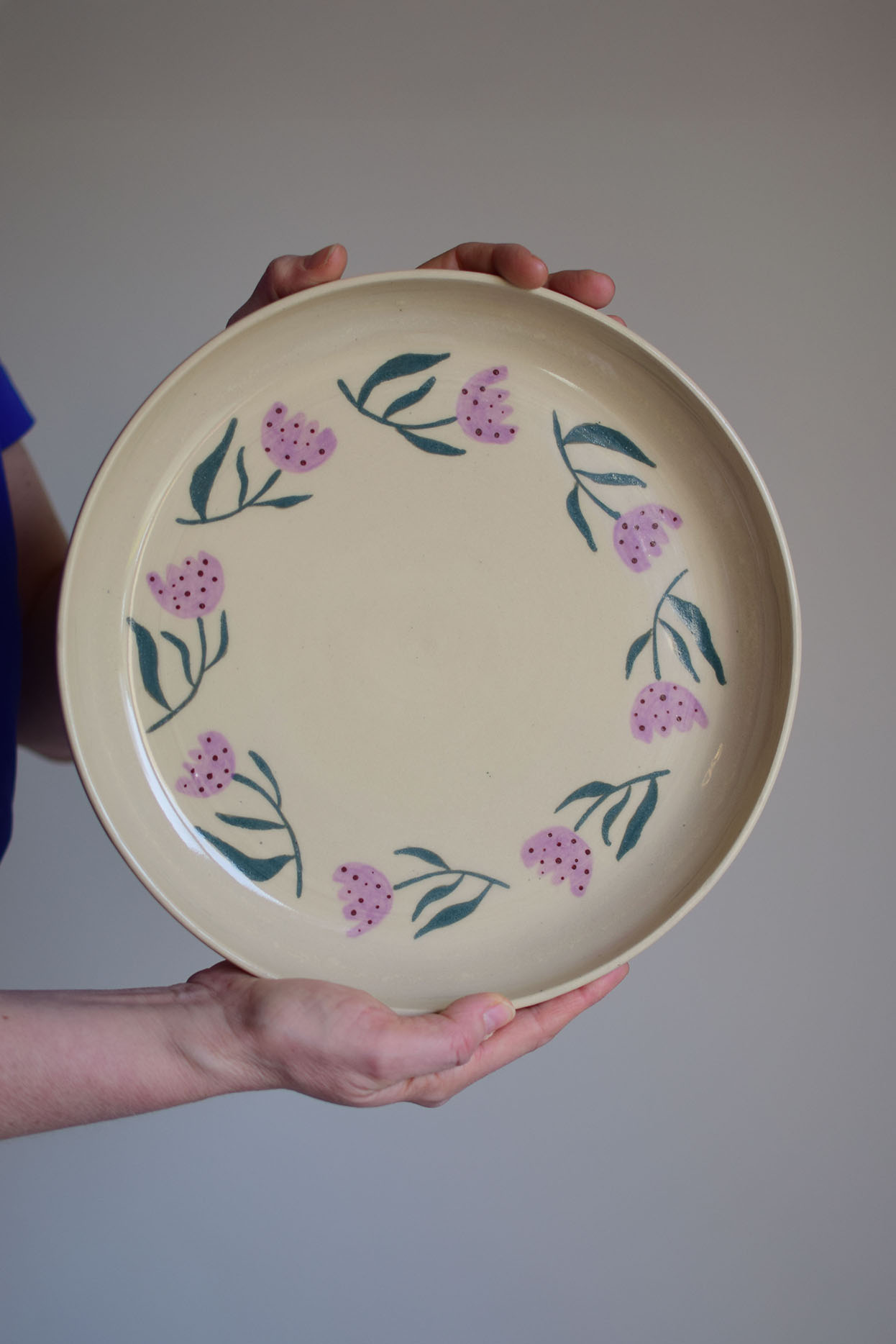 Grote bloemen schaal